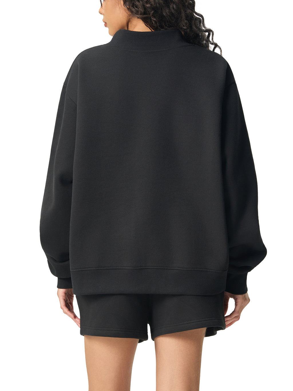 Essential Crest Mockneck Sweatshirt